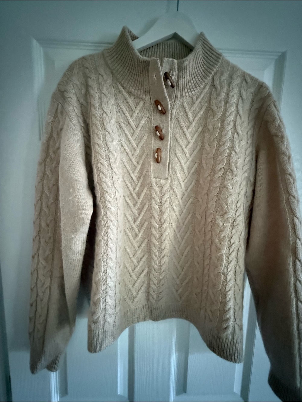 100% Wool Pullover - Picture 5 of 7